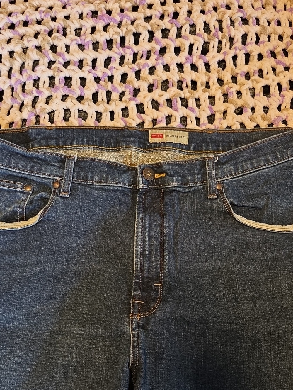 Wrangler Men's Dark Blue Relaxed Fit Jeans